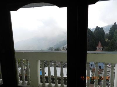 Hotel Central View - Darjeeling ดาร์จีลิง ภายนอก รูปภาพ